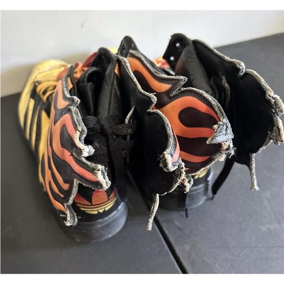 adidas Originals x Jeremy Scott "Fire" Flames RARE US 11.5 G43713 - Picture 6 of 10